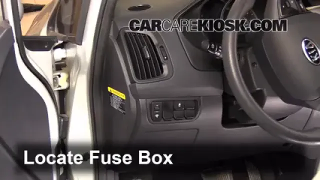 2012 Kia Rio5 LX 1.6L 4 Cyl. Fusible (intérieur) Contrôle
